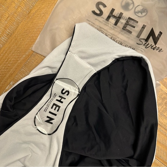 One piece Double Tie Halter Bathing Suit - Picture 5 of 6